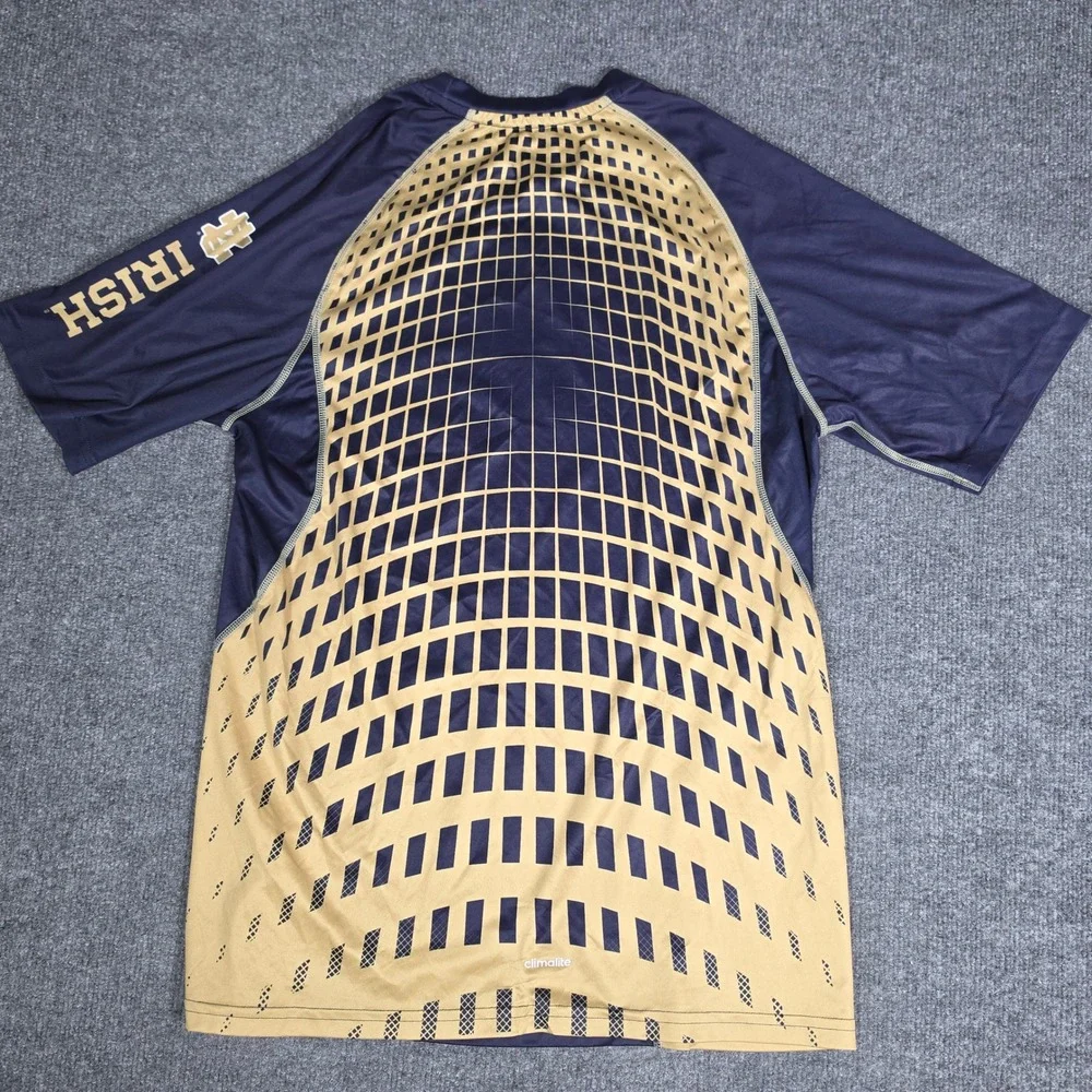 Adidas Notre Dame Fighting Irish Climalite Shirt Mens Medium Navy Gold T34FDK